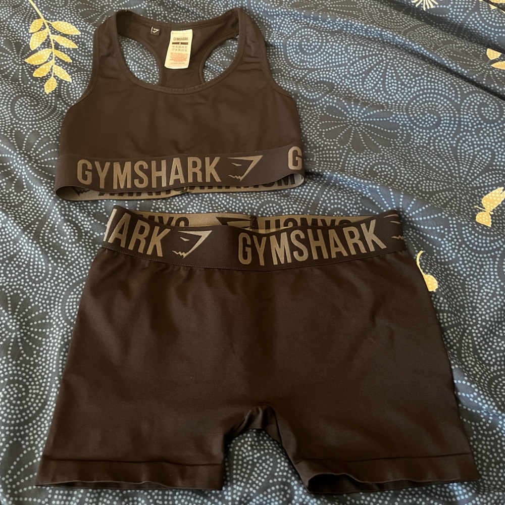 Gymshark Workout set sports bra and shorts